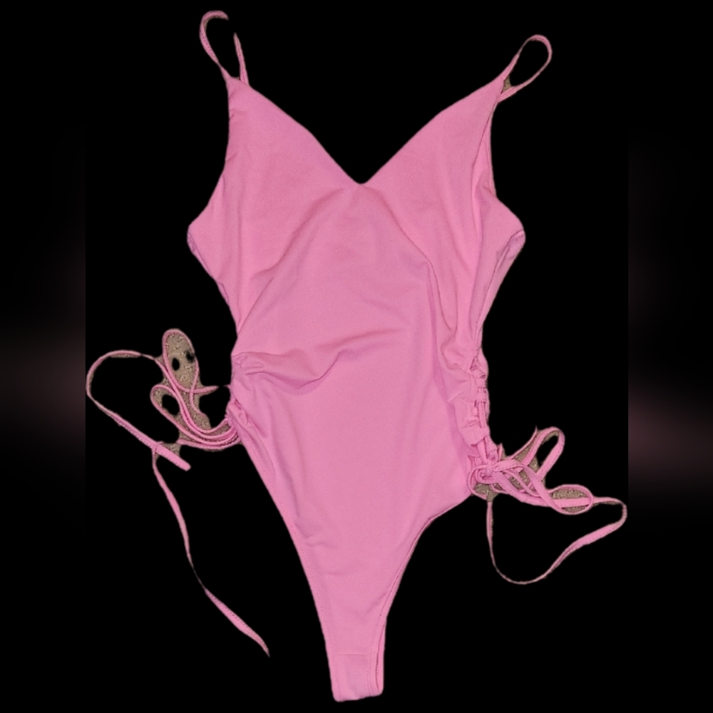 Daisy Pink One-Piece Swimsuit with Side Ties Size M